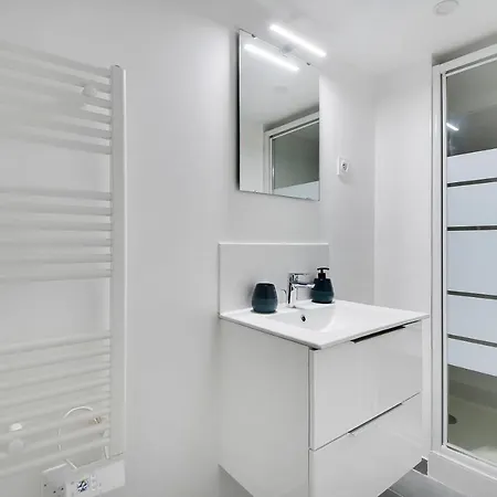 Cosy - Passy-tour Eiffel Apartment Paris